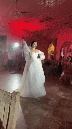 Wenn die Braut das Messer schwingt braut schwert